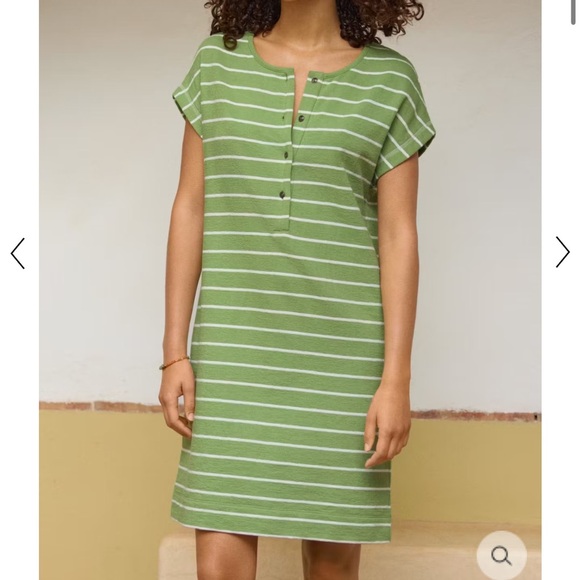 Wrap London Striped jersey dress Double cotton jersey
Apple Green US 16. - Picture 3 of 11